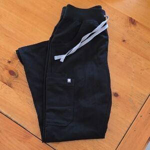 Figs Kade Cargo Scrub Pants Black XS